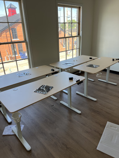 Furniture assembly